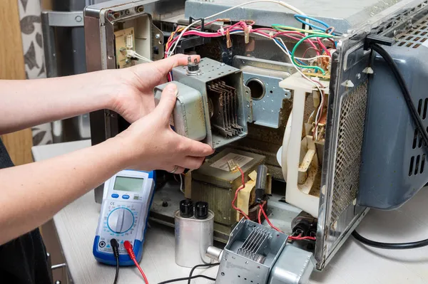  تعمیر ماکروفر 